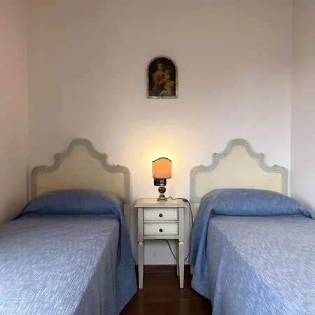 Vicolo Della Coda Апартаменти Сієна